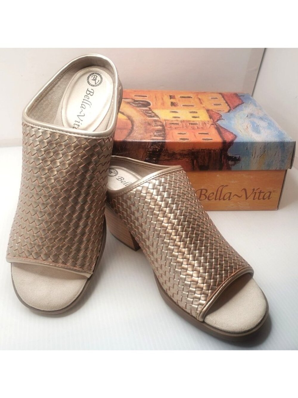 Bella Vita Alivia Women's Sandals 8M Champagne Mule 2" Block Heel NEW - Picture 2 of 8